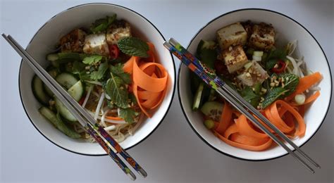 1 or 2 cloves organic peeled fresh garlic. Recipe: Tofu Vermicelli Bowl