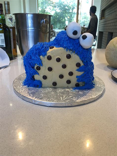 I Made A Cookie Monster Cake Rbaking