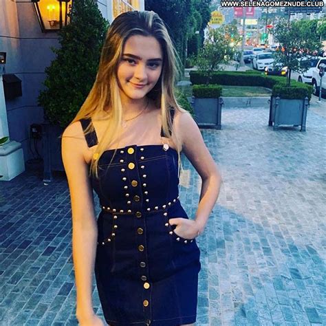 Lizzy Greene No Source Celebrity Beautiful Sexy Babe Posing Hot