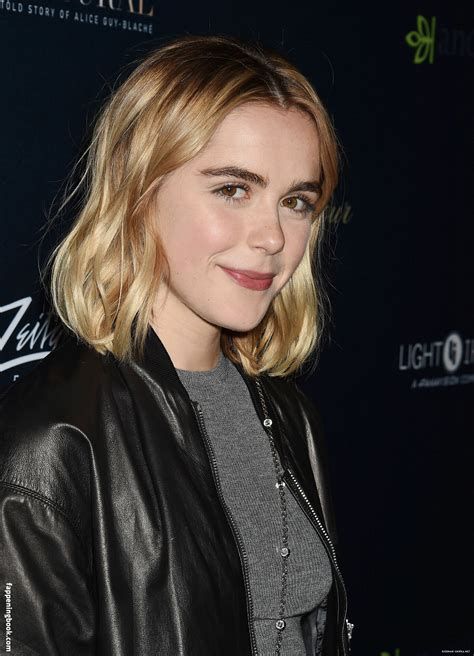 🔺 Kiernan Shipka Nude Yes Porn Pic