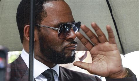 R Kelly Arrested On Federal Sex Crime Charges Report Washington Times