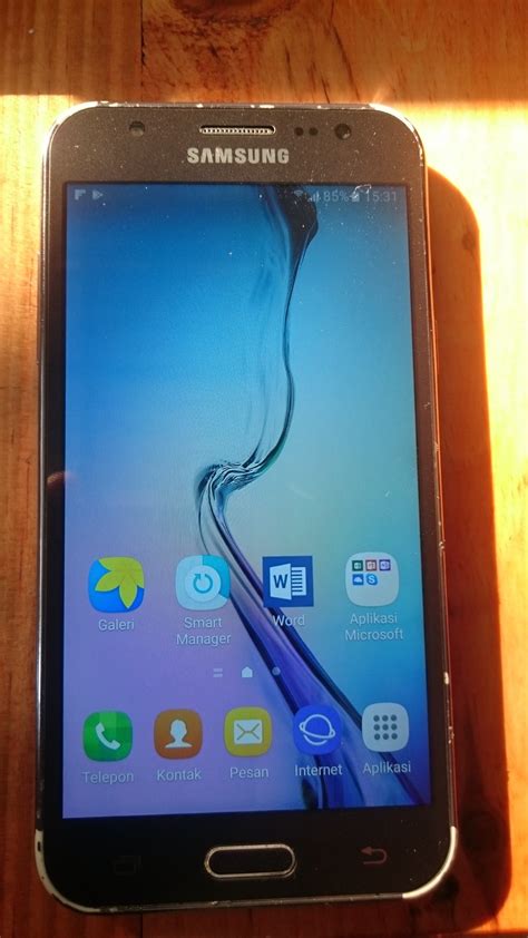 Samsung galaxy j5 android smartphone. Jual Samsung Galaxy J5 2015 di lapak hapehepi hapehepi