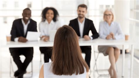 9 Job Interview Tips: How to Set Yourself Up for Success and Land the Job