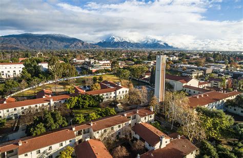 Top Private And Public Colleges In The West Wsj