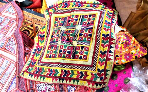 Textile Embroidery Of Gujarat 4 Inika Art