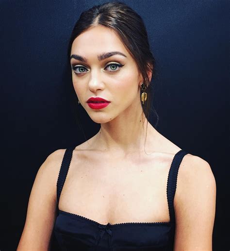 Zhenya Katava Backstage At Dolce And Gabbana Ss 2017 Beauty
