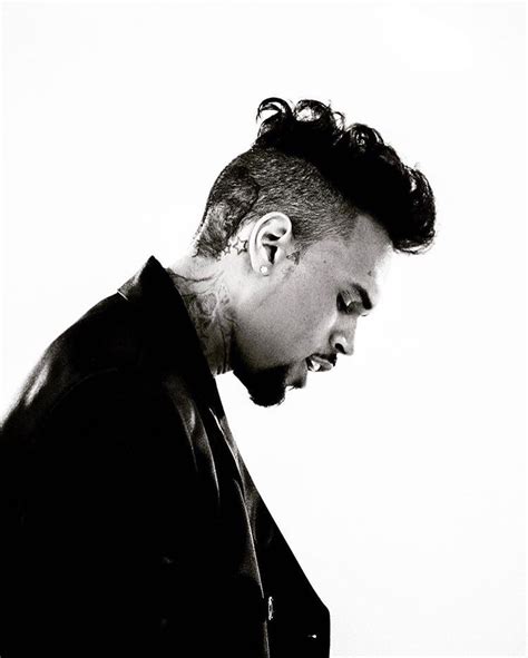 Twitter had a field day with this one. Heat music video OUT NOW 🔥🔥🔥🔥 | Chris brown videos