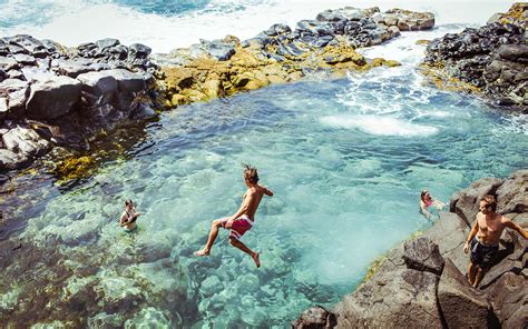 Swim At The Queens Bath In Kauai Hawaii A Unique Volcanic Pool