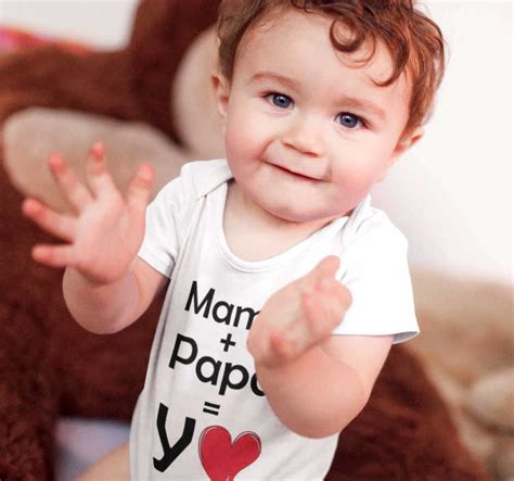 Camiseta Bebé Mamá Y Papá Igual A Yo Tenvinilo