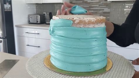 Bluegreen Buttercream Cake Lapse Youtube
