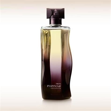 Essencial exclusivo de natura est un parfum boisé aromatique pour homme. Deo Parfum Essencial Exclusivo F 100ml Original Lacrado ...