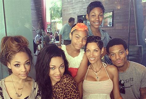 Photos and videos must be over 25 years old. NICOLE MURPHY TALKS 'HOLLYWOOD EXES' AND FAMILY