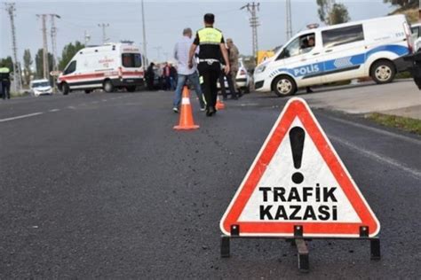 Bursa İnegöl de 2 araç çarpıştı 5 yaralı Bursa Haberleri Bölge