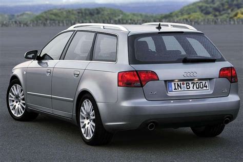 Co Jest Lepsze Audi Czy Bmw - Co jest lepsze: Audi A4 czy BMW Serii 3? | Autokult.pl