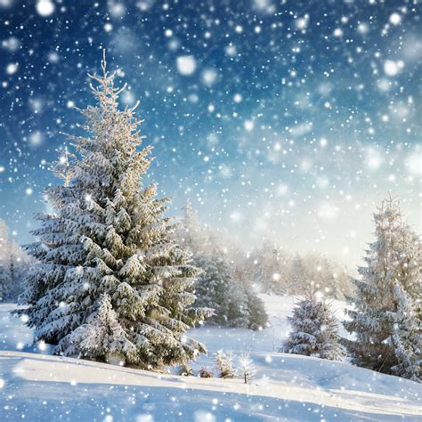 Premium AI Image | Yuletide Summit Splendor Christmas Tree Beauty in the Mountain Landscape
