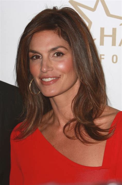 You can change them totally on the fly and they won't get in the way and spoil gowns with higher necks or collars. Best hairstyles for oval faces 2013: Medium length ...