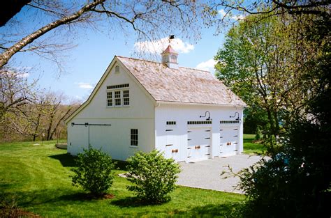 True mortise and tenon construction. Carriage Barn: Post and Beam 2-Story Barn: The Barn Yard ...