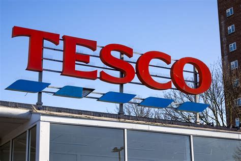 Tesco Raises Profit Outlook After Record Christmas Sales Bloomberg