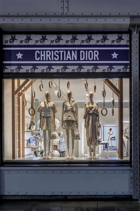 Window Display Design Window Displays Dior Tumi Soho Maria Grazia Vibes Zest Athleisure