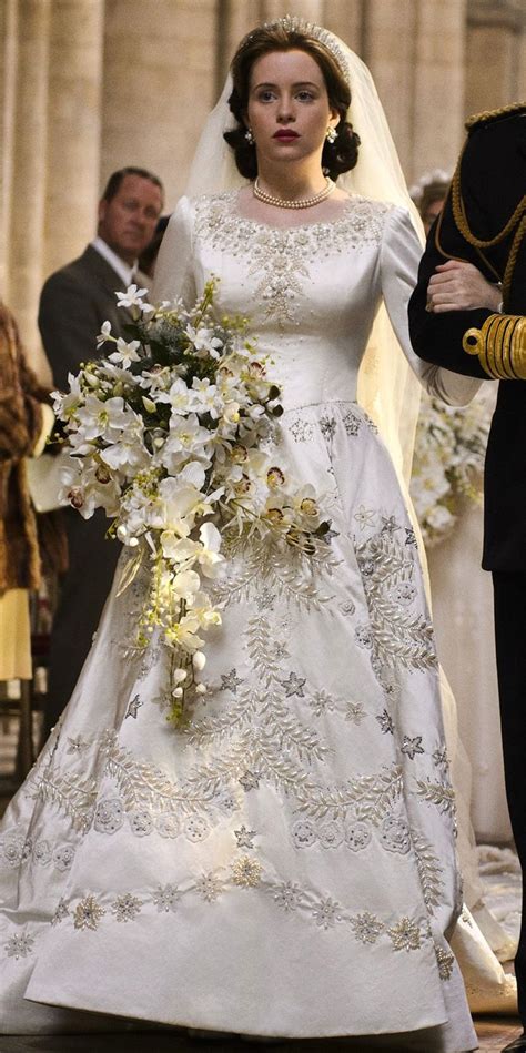 We may earn commission on some of the items you choose to buy. 97 best Netflix "The Crown" Queen Elizabeth Costumes ...