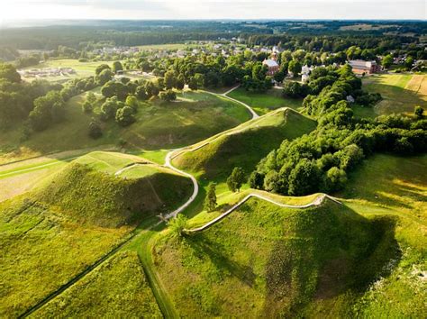 10 historic and beautiful places to visit in lithuania