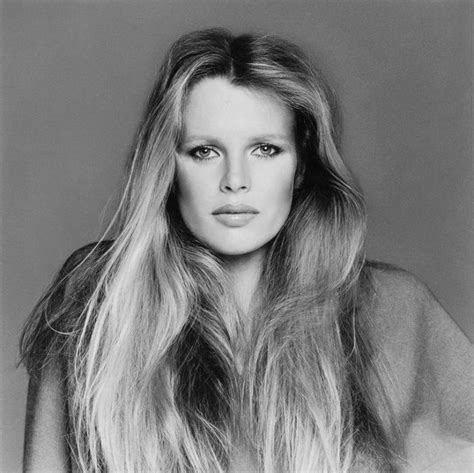 Fabulous Photos Of Kim Basinger In The S Vintage Everyday