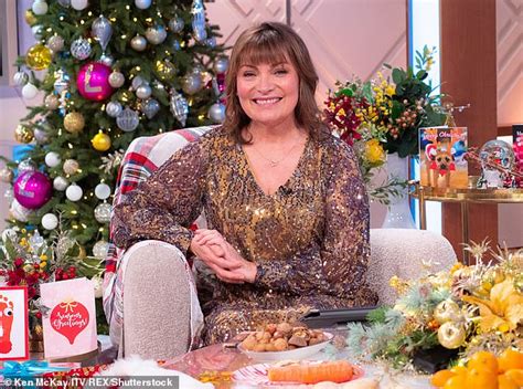 Lorraine Kelly Breaks Down In Tears As She Receives A Sweet Christmas