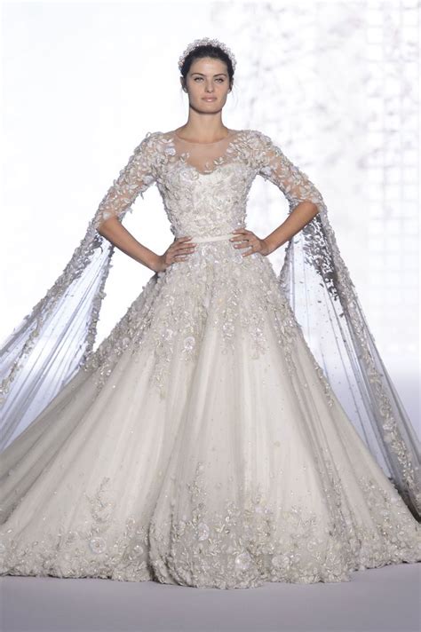 The brand was founded by an australian duo in 2007, and has since become a favorite of royals and celebrities. Ralph & Russo Might Be Designing Meghan Markle's Wedding ...