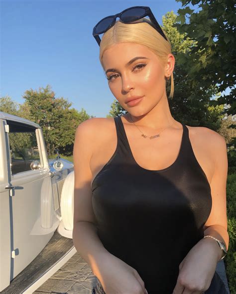 Kylie Jenner Bares It All In Racy Vacation Photo