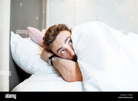 Hiding Under Sheets Hi Res Stock Photography And Images Alamy