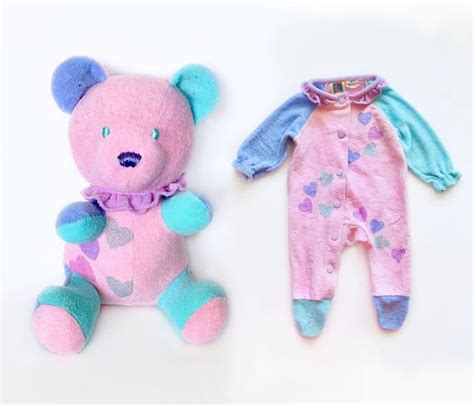 4 Sweet Ways To Save Those Sentimental Newborn Keepsakes Teddy Bear