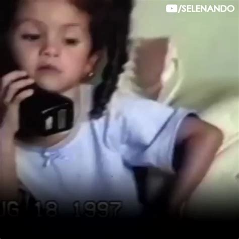 Jannão On Twitter Se Estiver Tendo Um Dia Ruim Assista A Esse Vídeo Da Selena Com 5 Anos