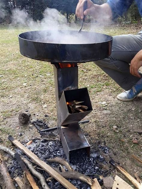 Hasta el más sencillo de los bocadillos o sándwiches pasado por la 'chef grill' resultará más aparente. Cocina al Disco (With images) | Rocket stoves, Diy ...