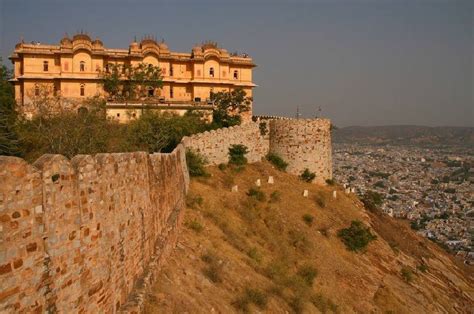 Nahargarh Fort Jaipur 【 History Entrance Fee Timing How To Reach