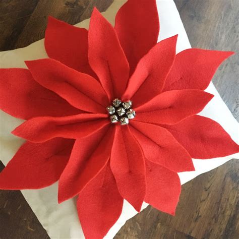 Ideas Creativas Y Practicas Felt Poinsettia Pillow Tutorial