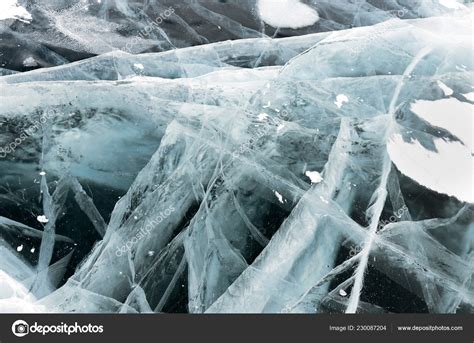 Ice Patterns Of Lake Baikal Cracks And Hummocks — Stock Photo © Mors74