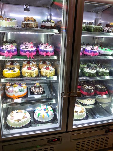 No telp baskin robbins thamrin city, di thamrin city memang ada baskin robin, harga kek baskin robbin, es krim baskin robbins harga. Farah Noorlin: Ice Cream Cake Baskin Robbins