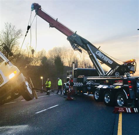 Medium And Heavy Duty Towing Services In Md Geyers Towing
