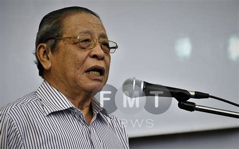 Lim kit siang was born in 1940s. After 40 years, Kit Siang returns to speak at UM | Free ...