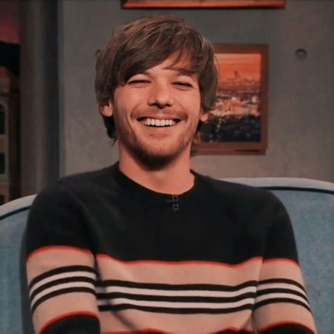 One direction alum louis tomlinson energized fans on twitter on thursday, revealing that he's working on new songs and guess what? Pin by 𝕜𝕚𝕟𝕘𝕒 𝕜𝕦𝕥𝕒 on just louis tomlinson smiling in 2020 | Louis tomlinson tumblr, One ...