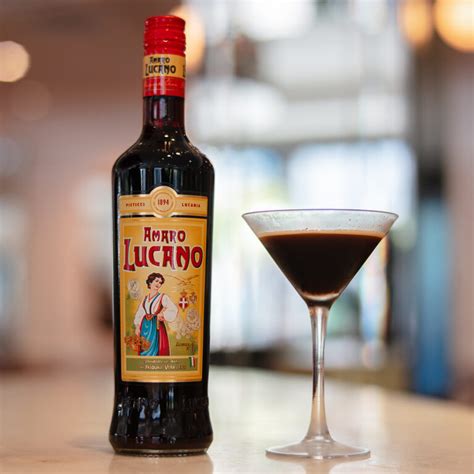 Lucano Amaro Spiritueux Vedette Dinvasion Cocktail