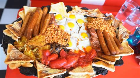 The Worlds Biggest Full English Breakfast Challenge 17000 Calories
