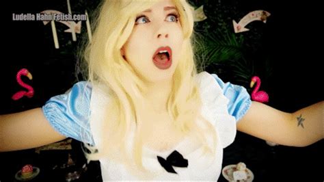 Growing Out Of Wonderland Alice Grows Into A Towering Giantess Goddess A Cosplay Parody With