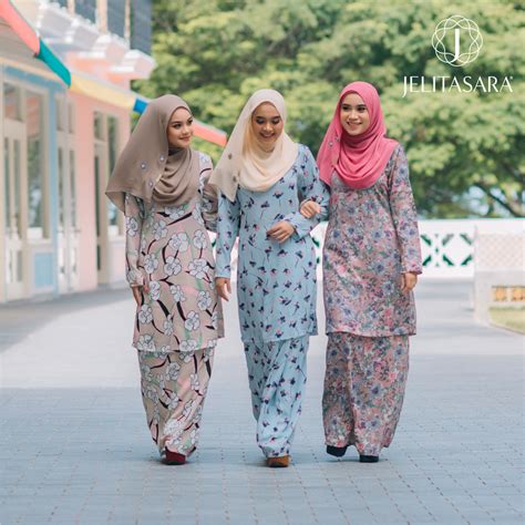Pakaian mereka sendiri iaitu pakaian. baju kurung moden 2018 | Tudung Online No.1 Malaysia ...