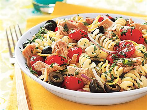 Warm the olive oil in a medium sauté pan or saucepan (whatever will hold and submerge the tuna) on low heat. Pasta Salad with Tuna, Olives and Parsley Recipe | MyRecipes