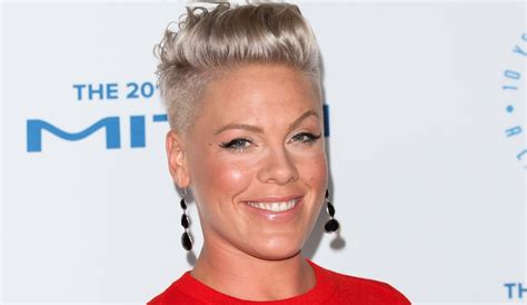 pink shared a photo of herself breastfeeding during a hike for the most perfect of reasons