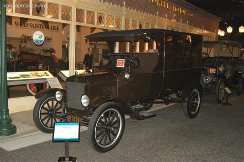 The ford model tt is a truck made by ford. 1923 Ford Model TT United Parcel Truck - conceptcarz.com