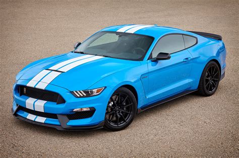 2017 Ford Shelby Gt350 Gets Standard Track Package New Color Choices