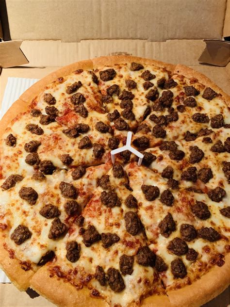 Our Review Of Pizza Huts New Beyond Meat Italian Sausage Pizza