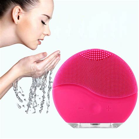New Ultrasonic Electric Facial Cleansing Brush Vibration Skin Remove